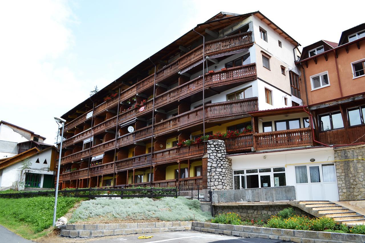 Studio Alex Poiana Brasov Buitenkant foto